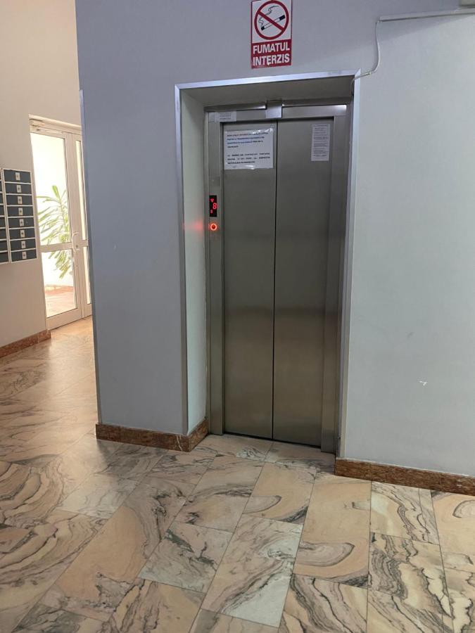 Casa S Piata Alba Iulia Apartment Bucharest Luaran gambar