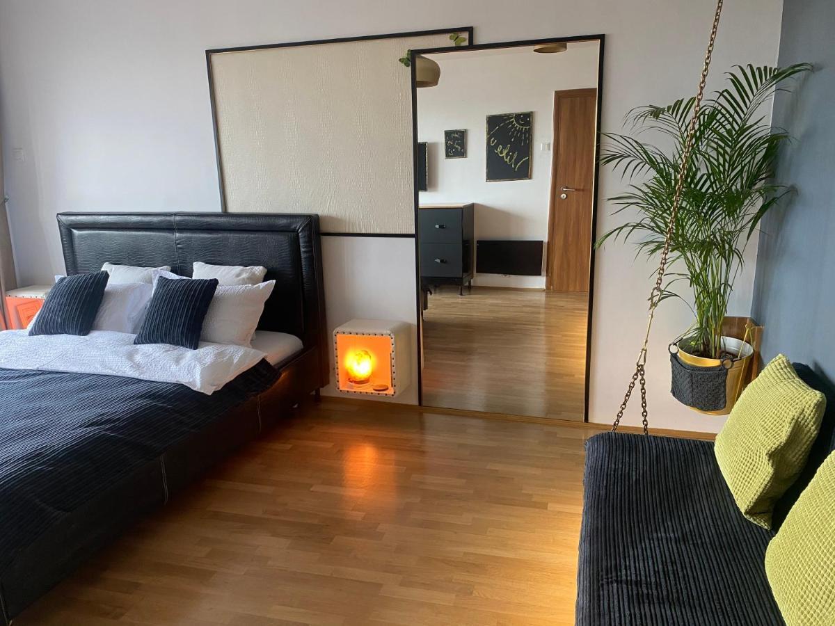 Casa S Piata Alba Iulia Apartment Bucharest Luaran gambar